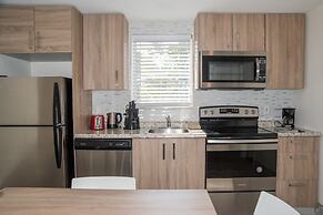 Riverside Apartments By The Beach