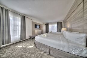 Riverside Apartments By The Beach