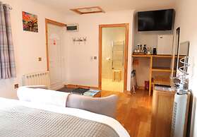 The Willows - Room Only Accommodation