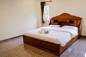 The Lake House Ko Yo