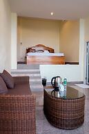 The Lake House Ko Yo