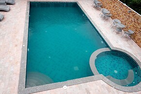 The Lake House Ko Yo