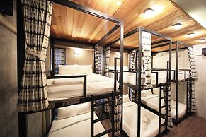 The Chic Lipe - Hostel