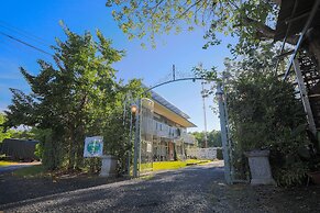 Phuket Nonnita Boutique Resort