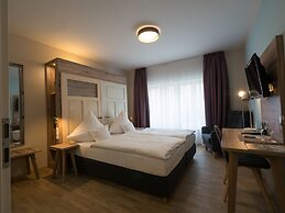 Weinbar und Hotel FahrAway