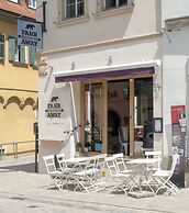 Weinbar und Hotel FahrAway