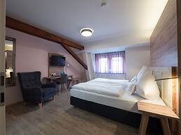 Weinbar und Hotel FahrAway
