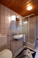 Cozy Apartment with Roof Terrace