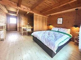 Breakfast at Tiffany's Pension