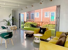 Breakfast at Tiffany's Pension