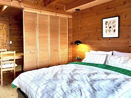 Breakfast at Tiffany's Pension