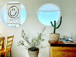 Breakfast at Tiffany's Pension