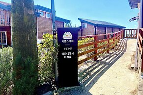 Breakfast at Tiffany's Pension