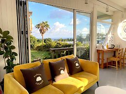 Breakfast at Tiffany's Pension