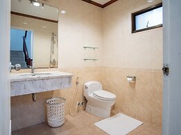 Oriental Palace Apartments Hanoi