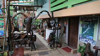 Victoria Guest House and Cottages