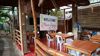 Victoria Guest House and Cottages