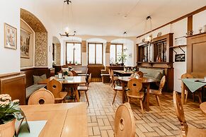 Hotel-Gasthof Goldener Greifen
