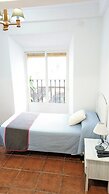 Hotel Las Palmeras by Vivere Stays