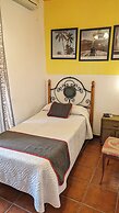 Hotel Las Palmeras by Vivere Stays