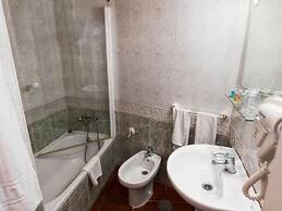 Hotel Las Palmeras by Vivere Stays
