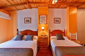 Hotel Las Palmeras by Vivere Stays