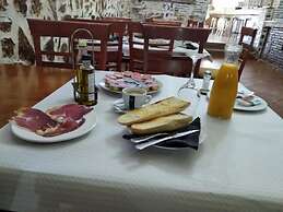 Hotel Las Palmeras by Vivere Stays