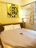 Home & Teak Homestay