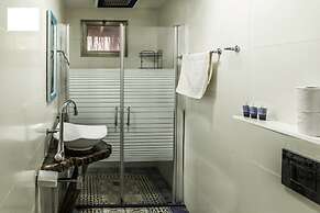 Country Suites with Jaccuzzi & Pool