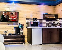 Country Suites with Jaccuzzi & Pool