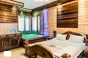 Country Suites with Jaccuzzi & Pool