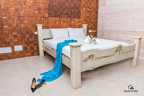 Country Suites with Jaccuzzi & Pool