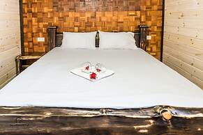 Country Suites with Jaccuzzi & Pool