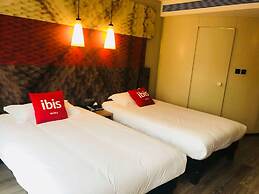 ibis Chengdu East Railway Station Hotel