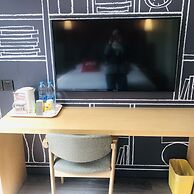 ibis Chengdu East Railway Station Hotel