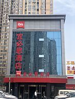ibis Chengdu East Railway Station Hotel