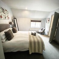 The Fleur de Lys Inn