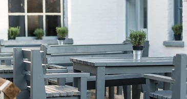 The Fleur de Lys Inn