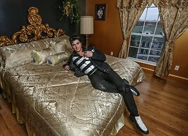 Presley's Penthouse 2BR Branson Resort Condo