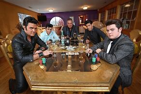 Presley's Penthouse 2BR Branson Resort Condo