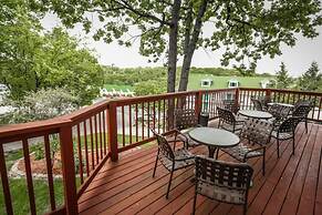 Presley's Penthouse 2BR Branson Resort Condo