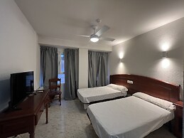 Hostal La Embajada