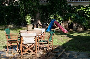 Zarkadis Beach Apartments