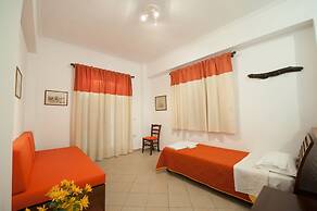 Zarkadis Beach Apartments