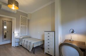 Iris Apartments by Mmega