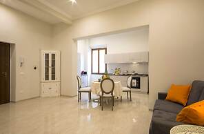 Iris Apartments by Mmega