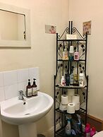 Stoneway Guest House