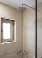 Petritos Rooms and Studios