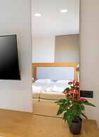 Petritos Rooms and Studios