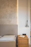 Petritos Rooms and Studios